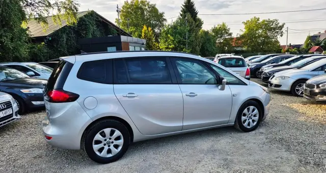 OPEL Zafira 1.4 T Cosmo