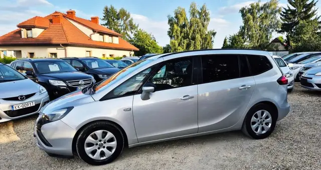 OPEL Zafira 1.4 T Cosmo
