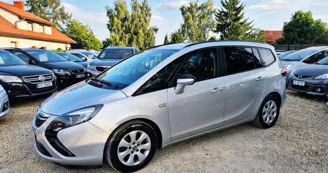 OPEL Zafira 1.4 T Cosmo