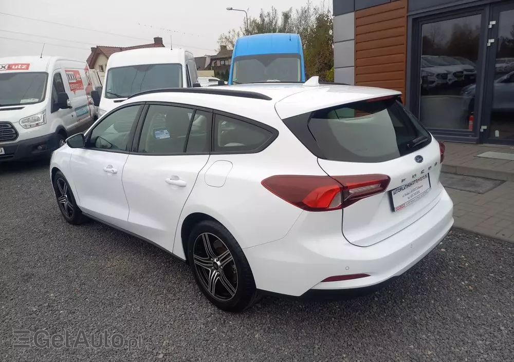 FORD Focus 1.5 EcoBlue Start-Stopp-System COOL&CONNECT DESIGN