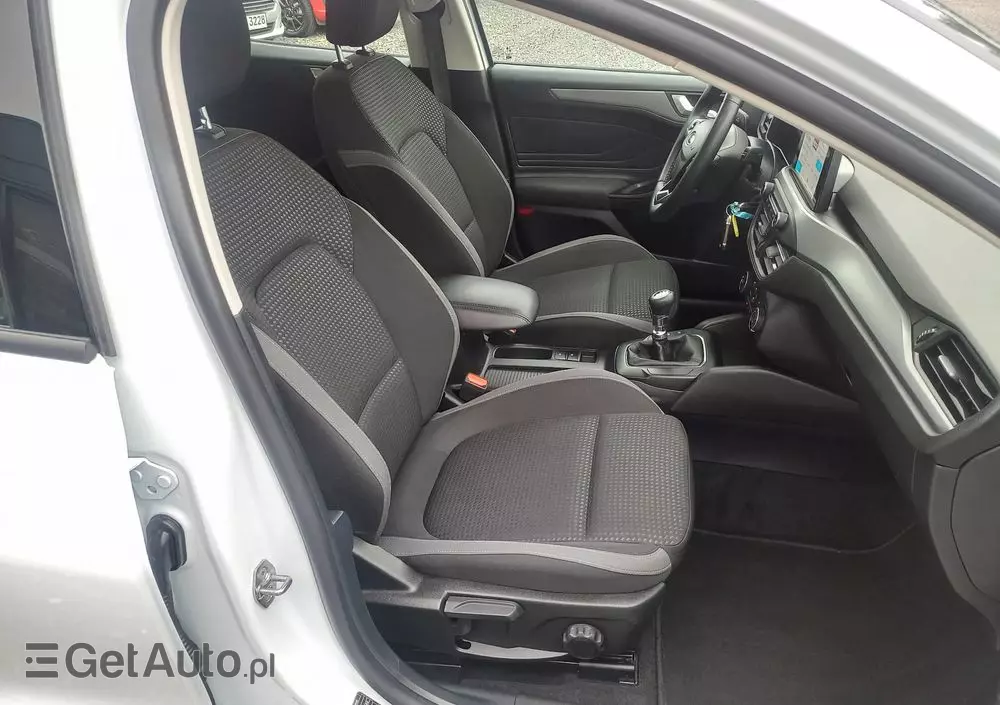 FORD Focus 1.5 EcoBlue Start-Stopp-System COOL&CONNECT DESIGN