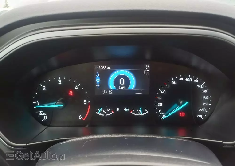 FORD Focus 1.5 EcoBlue Start-Stopp-System COOL&CONNECT DESIGN