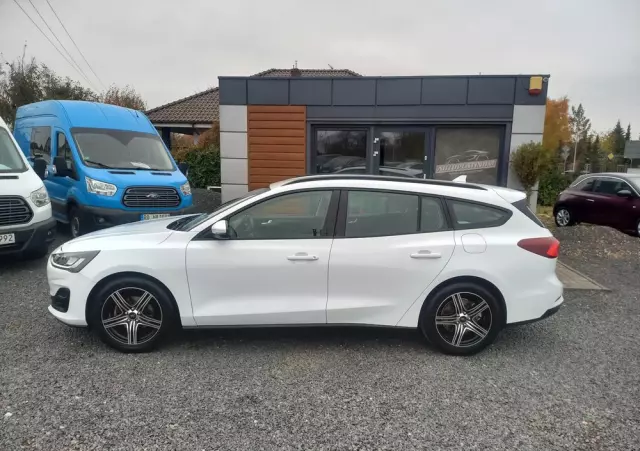 FORD Focus 1.5 EcoBlue Start-Stopp-System COOL&CONNECT DESIGN