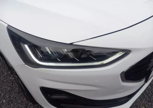 FORD Focus 1.5 EcoBlue Start-Stopp-System COOL&CONNECT DESIGN