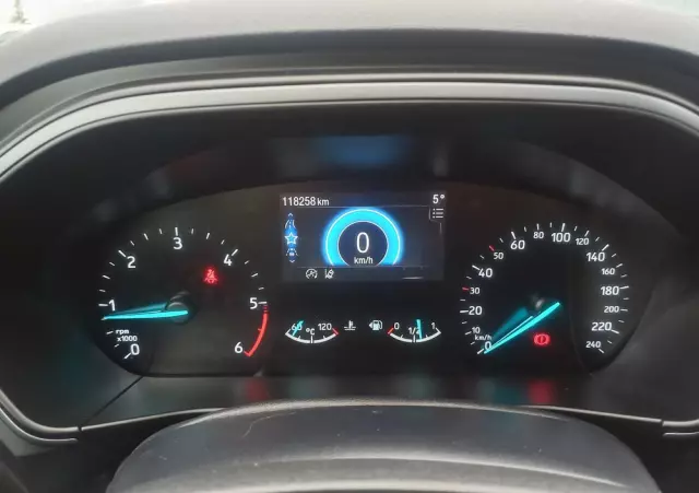 FORD Focus 1.5 EcoBlue Start-Stopp-System COOL&CONNECT DESIGN