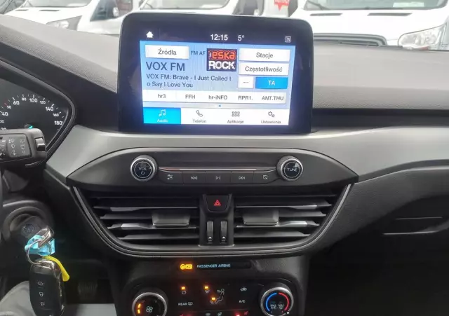 FORD Focus 1.5 EcoBlue Start-Stopp-System COOL&CONNECT DESIGN