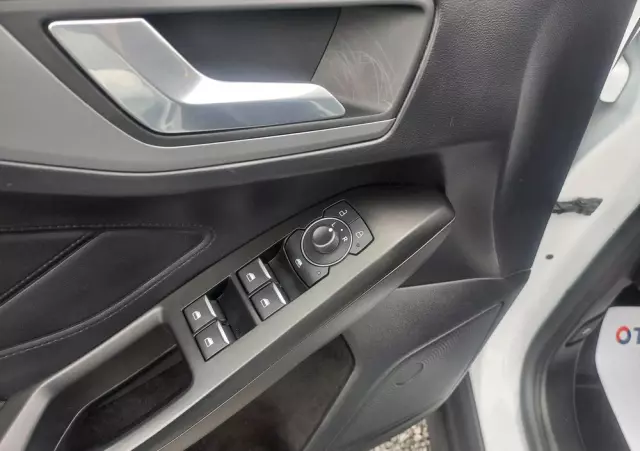 FORD Focus 1.5 EcoBlue Start-Stopp-System COOL&CONNECT DESIGN