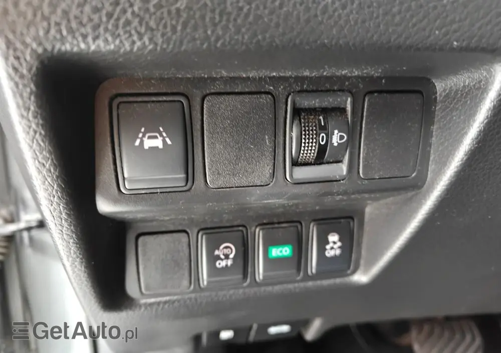 NISSAN Qashqai 1.2 DIG-T Xtronic TEKNA