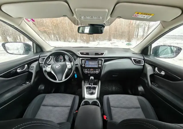 NISSAN Qashqai 1.2 DIG-T Xtronic TEKNA