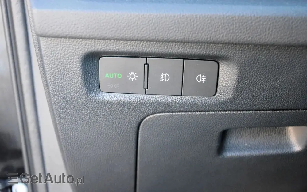 SKODA Octavia 1.5 TSI ACT Ambition