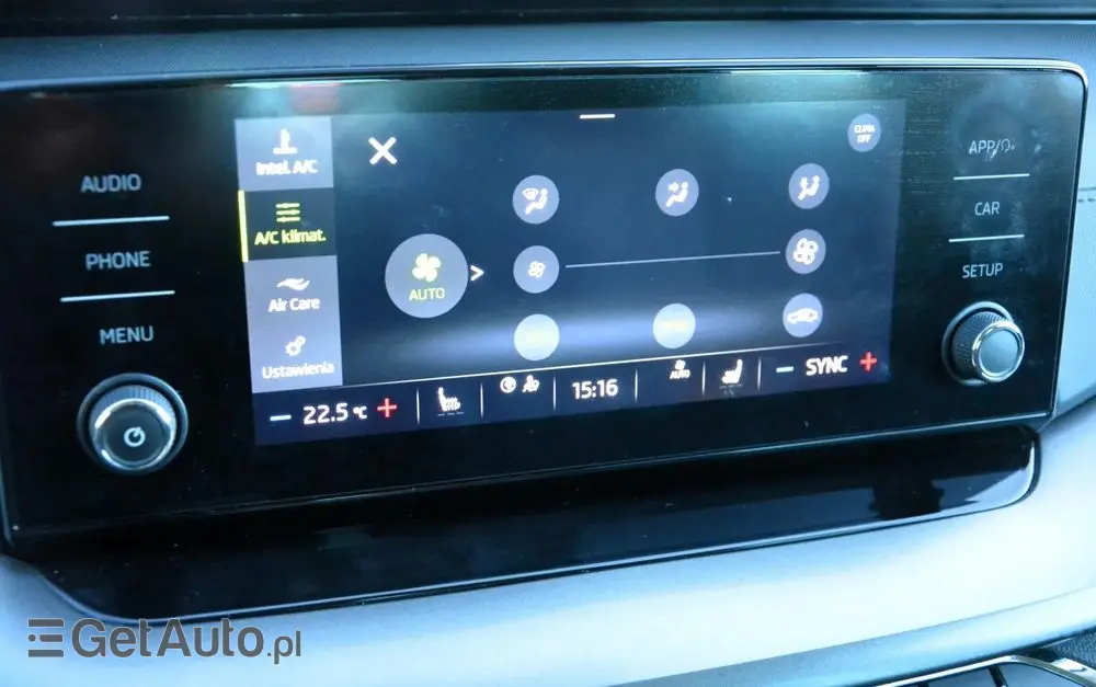 SKODA Octavia 1.5 TSI ACT Ambition