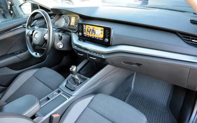 SKODA Octavia 1.5 TSI ACT Ambition