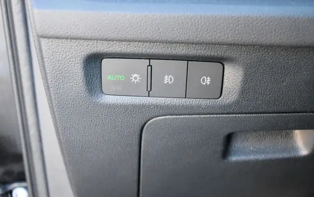 SKODA Octavia 1.5 TSI ACT Ambition