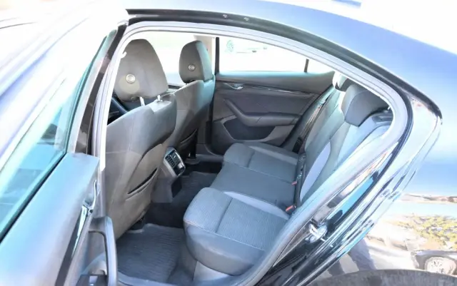 SKODA Octavia 1.5 TSI ACT Ambition