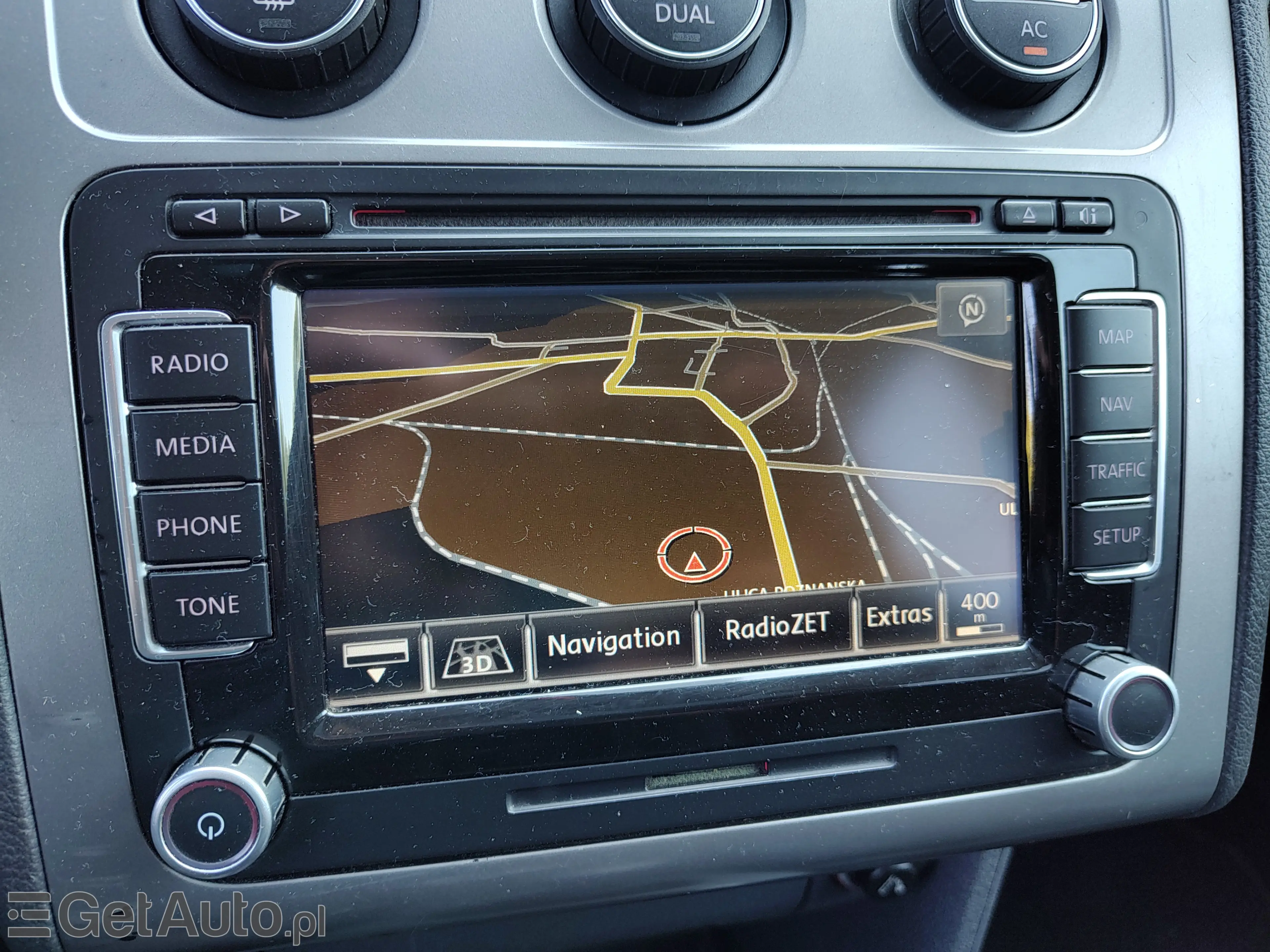 VOLKSWAGEN Touran Conceptline