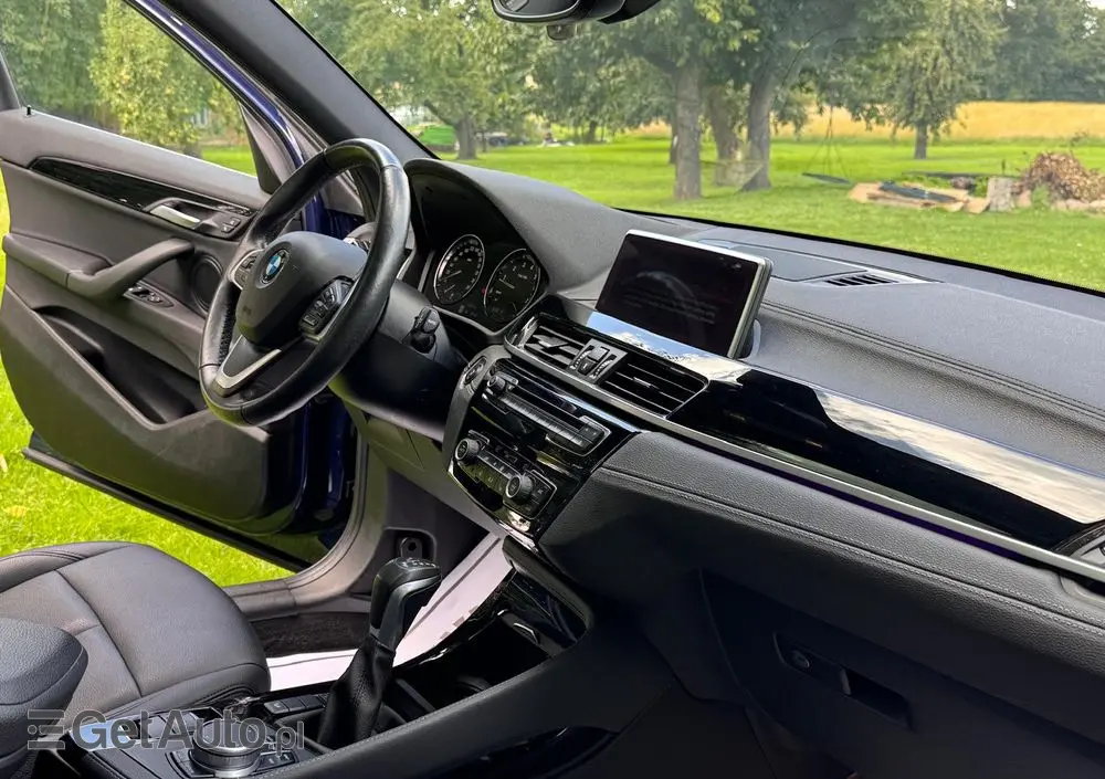 BMW X2 Ver-sdrive20i-advantage