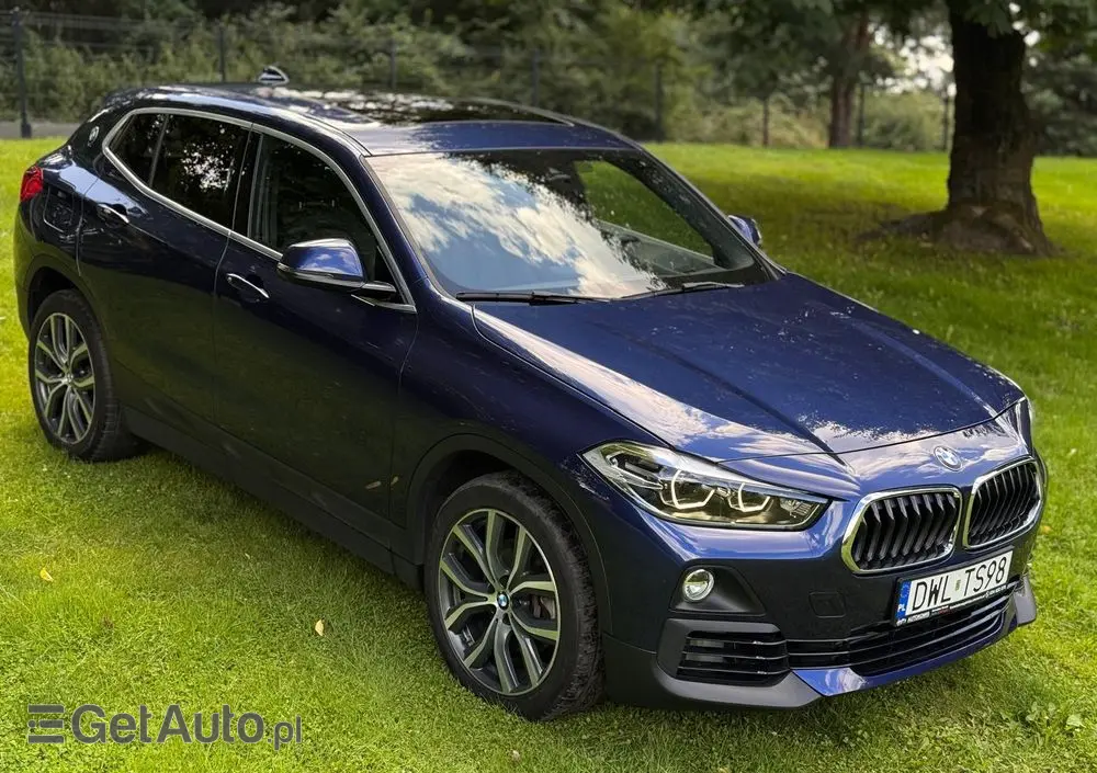 BMW X2 Ver-sdrive20i-advantage