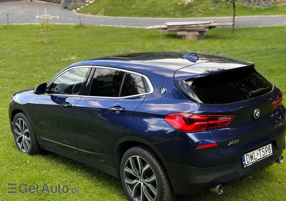 BMW X2 Ver-sdrive20i-advantage