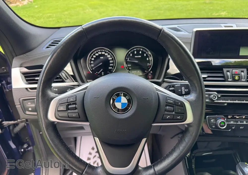BMW X2 Ver-sdrive20i-advantage