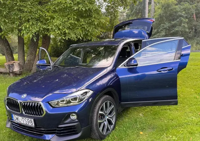 BMW X2 Ver-sdrive20i-advantage