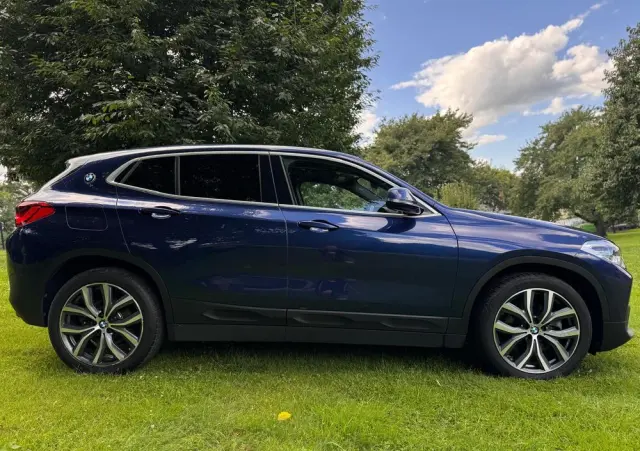 BMW X2 Ver-sdrive20i-advantage