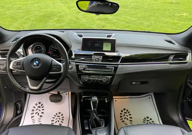 BMW X2 Ver-sdrive20i-advantage