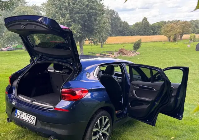 BMW X2 Ver-sdrive20i-advantage