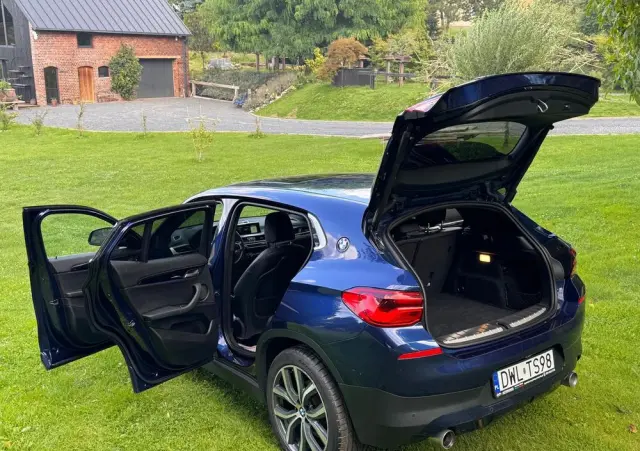 BMW X2 Ver-sdrive20i-advantage