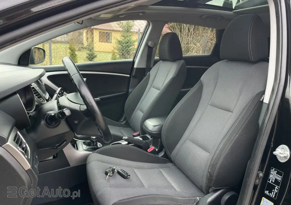 HYUNDAI I30 1.6 CRDi Premium