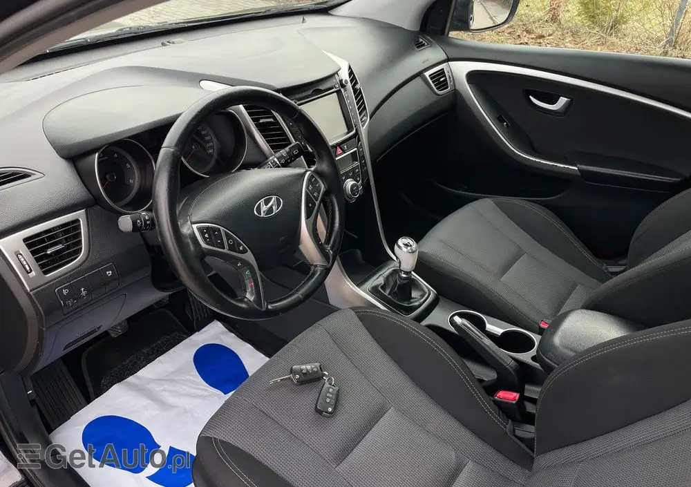 HYUNDAI I30 1.6 CRDi Premium