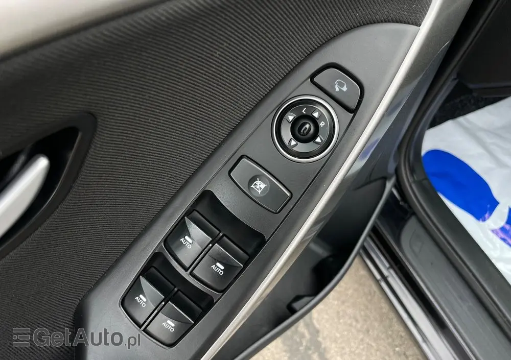 HYUNDAI I30 1.6 CRDi Premium