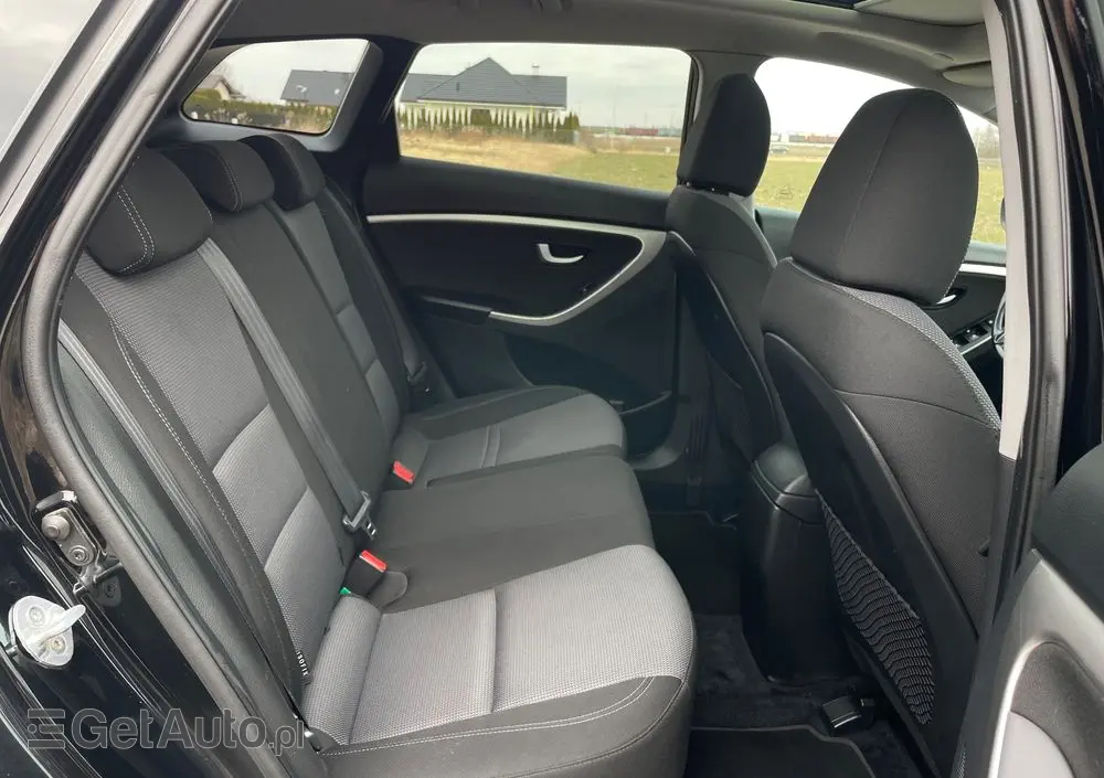 HYUNDAI I30 1.6 CRDi Premium