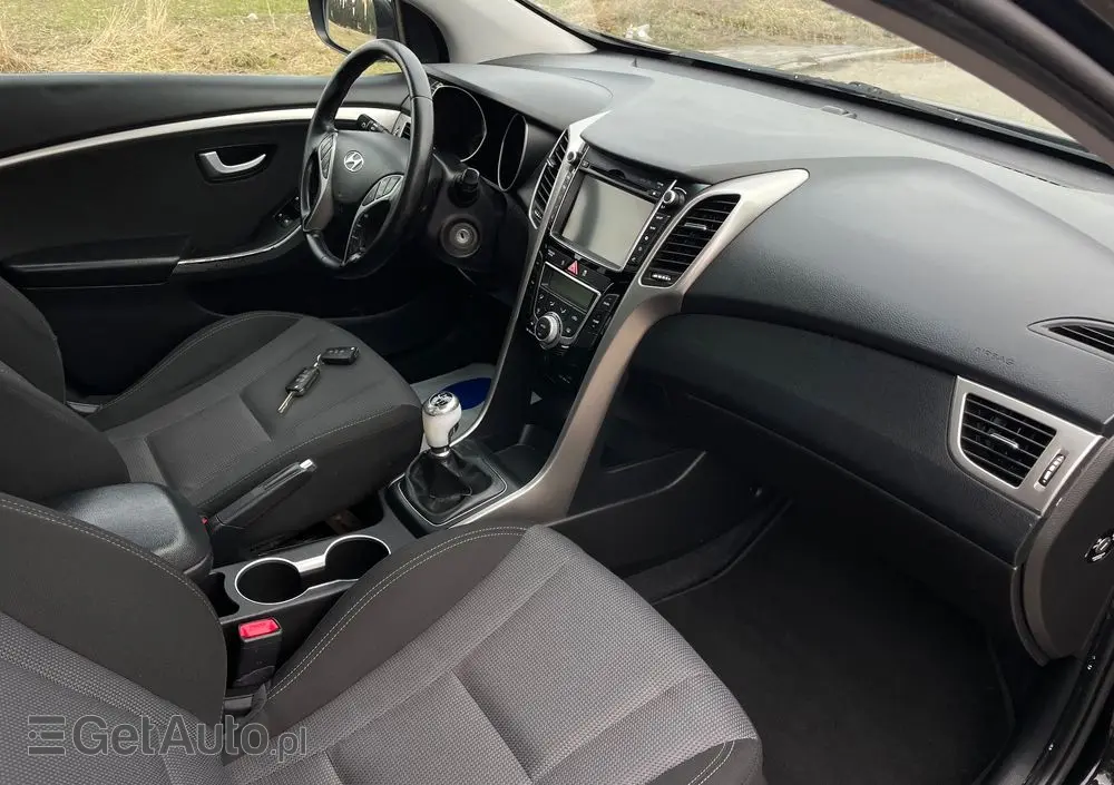 HYUNDAI I30 1.6 CRDi Premium