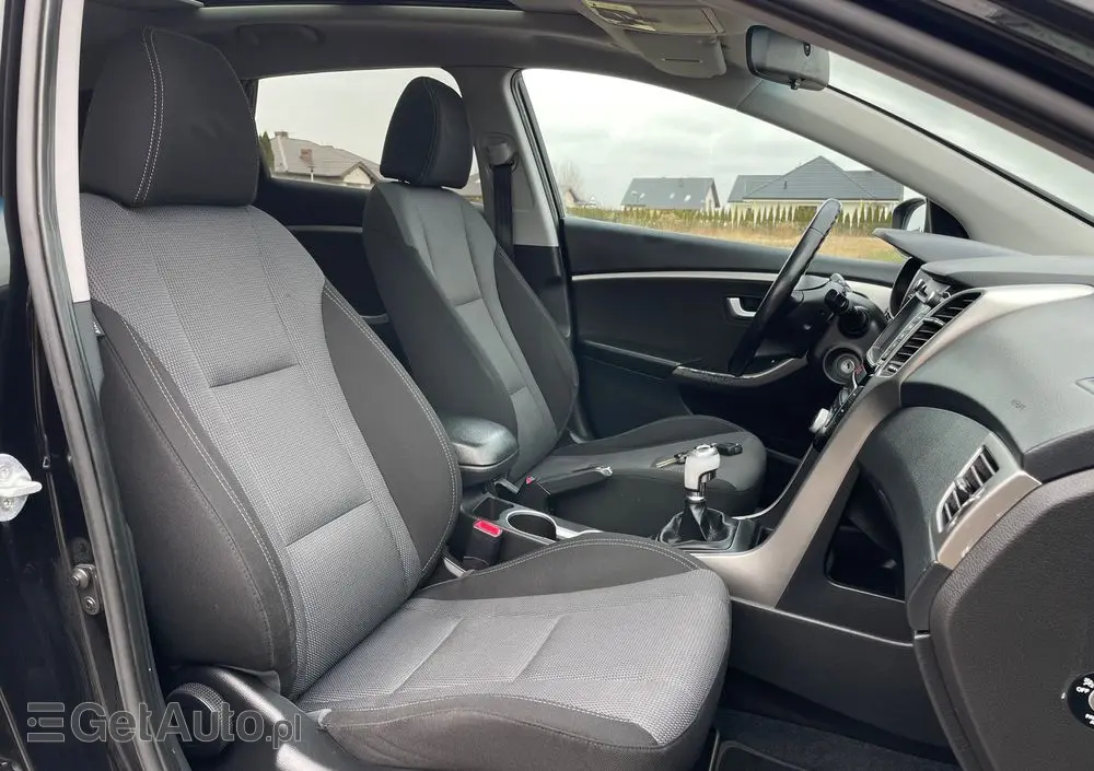 HYUNDAI I30 1.6 CRDi Premium