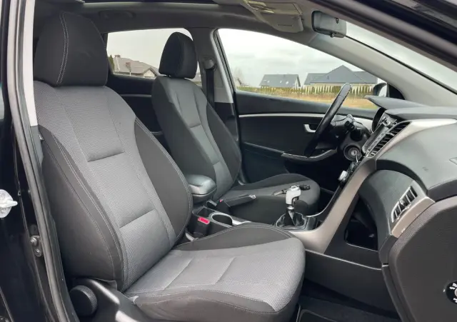 HYUNDAI I30 1.6 CRDi Premium