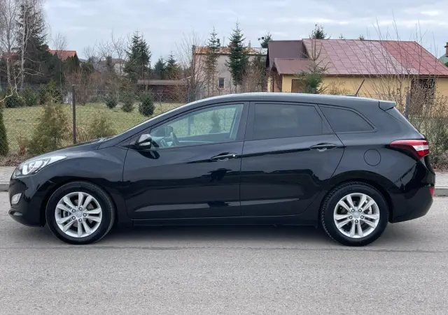 HYUNDAI I30 1.6 CRDi Premium