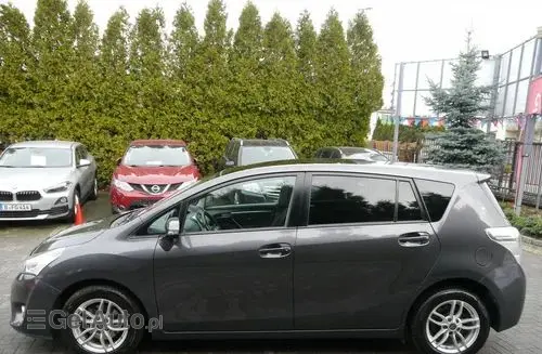 TOYOTA Verso 
