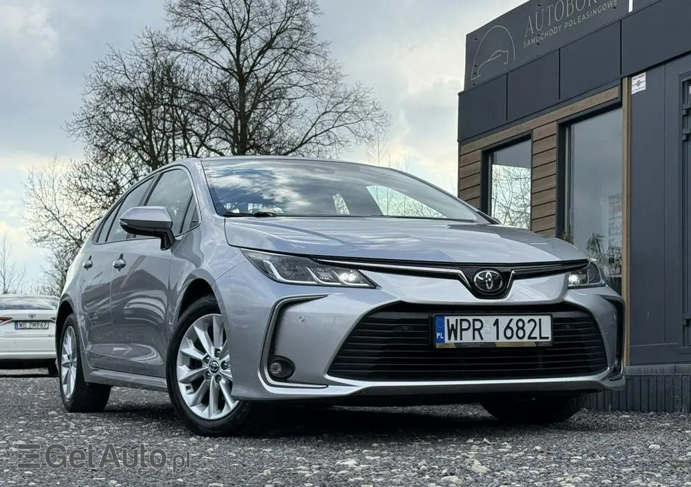 TOYOTA Corolla 1.5 Style