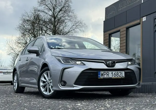 TOYOTA Corolla 1.5 Style