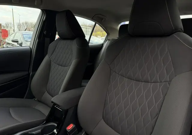 TOYOTA Corolla 1.5 Style