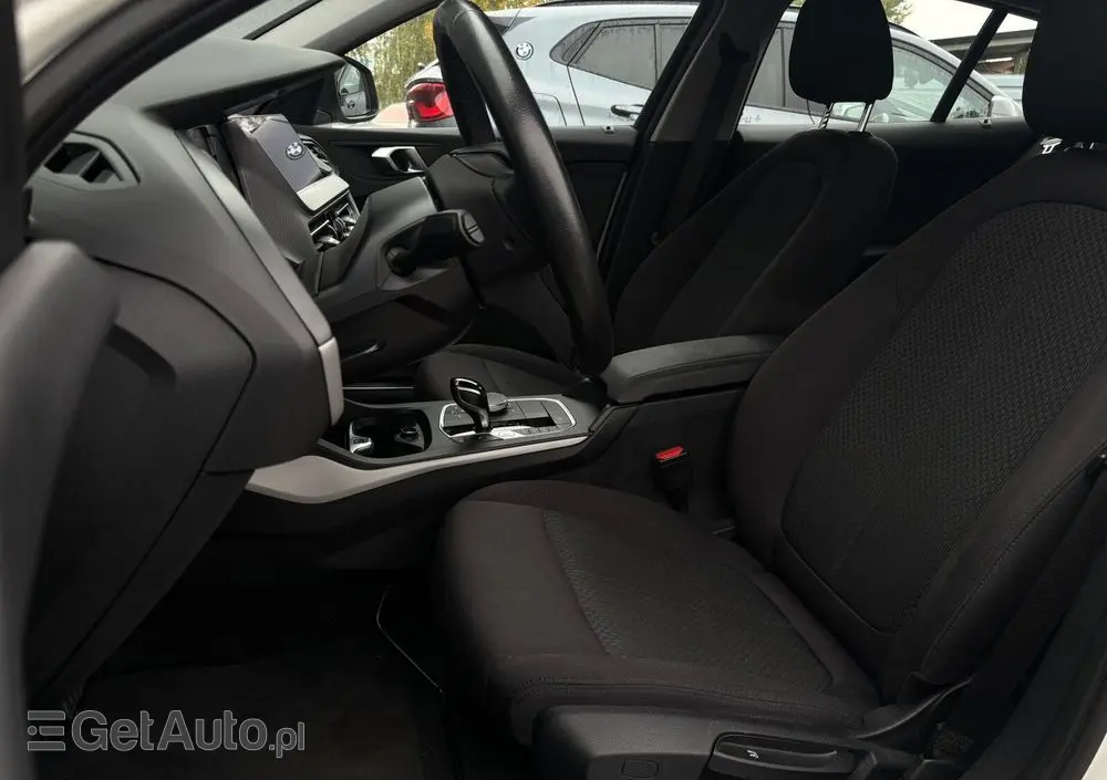 BMW Seria 1 118i