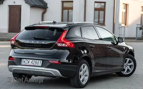 VOLVO V40 Cross Country 