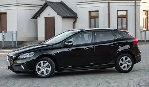 VOLVO V40 Cross Country 