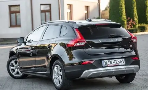 VOLVO V40 Cross Country 