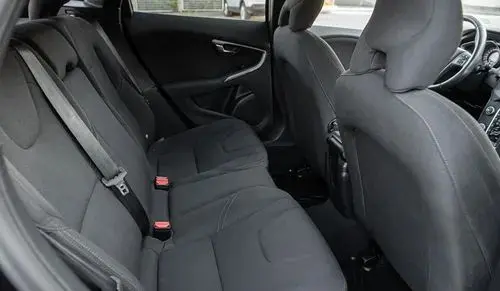 VOLVO V40 Cross Country 