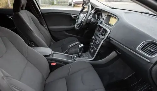 VOLVO V40 Cross Country 