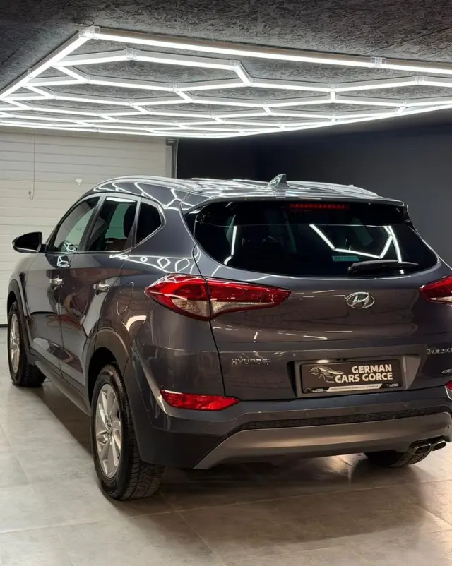HYUNDAI Tucson 2.0 CRDi 4WD Automatik Style