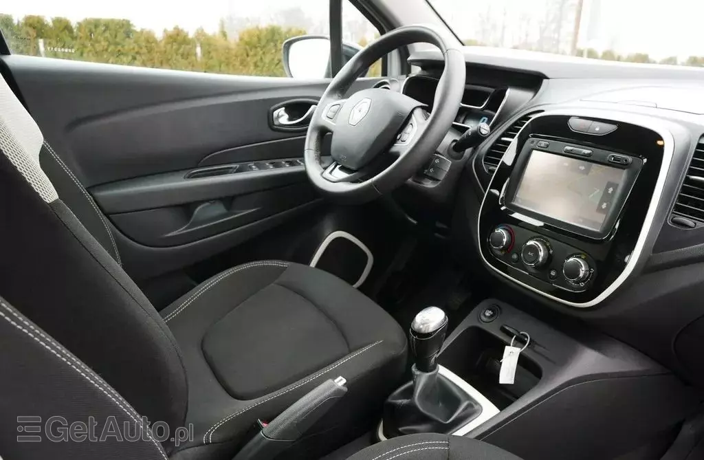 RENAULT Captur 