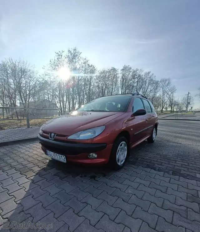 PEUGEOT 206 