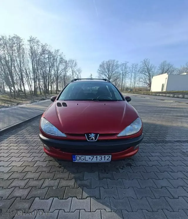 PEUGEOT 206 